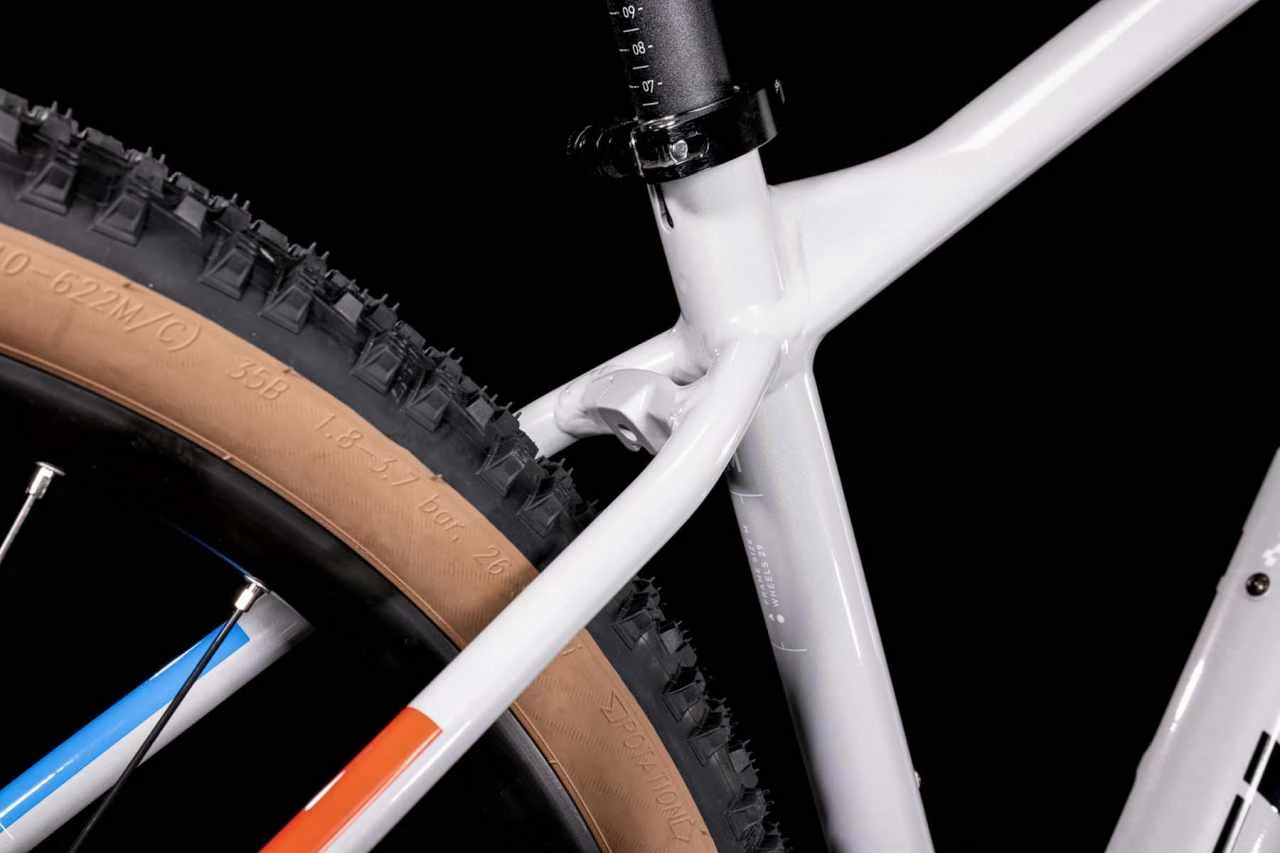 Cube Aim SL Prismagrey N Blue N Red Hardtail Mountainbike 5 Cube Aim SL Prismagrey N Blue N Red Hardtail Mountainbike – Bild 3