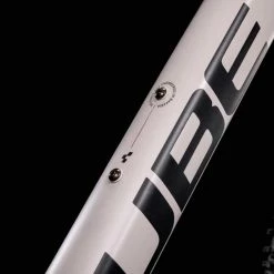 Cube Access WS Race Oatgrey N Raspberry Hardtail Mountainbike Damen -Mountainbikes Verkaufsladen 525500 Cube Access WS Race oatgrey n raspberry 2022 Hardtail Mountainbike Damen 3 1280x1280