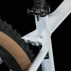 Cube Aim SLX White N Blue N Red Hardtail Mountainbike -Mountainbikes Verkaufsladen 601510 Cube Aim SLX white n blue n red 2023 Hardtail Mountainbike 2 1280x1280