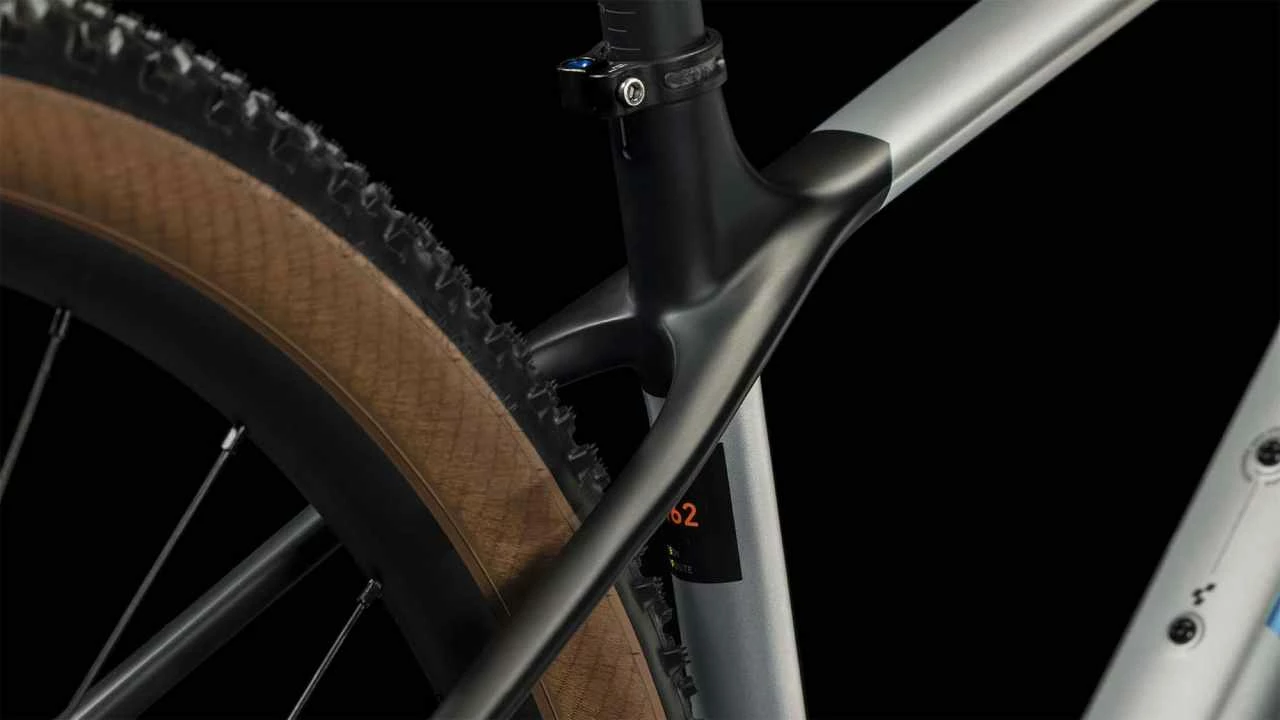 Cube Elite C:62 Pro Silver N Carbon Hardtail Mountainbike 7 Cube Elite C:62 Pro Silver N Carbon Hardtail Mountainbike – Bild 5