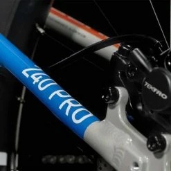 Cube Reaction 240 Pro Teamline Kinderrad 24 Zoll 13 Cube Reaction 240 Pro Teamline Kinderrad 24 Zoll -Mountainbikes Verkaufsladen 623290 Cube Reaction 240 Pro teamline 2023 Kinderrad 24 Zoll 4 1280x1280