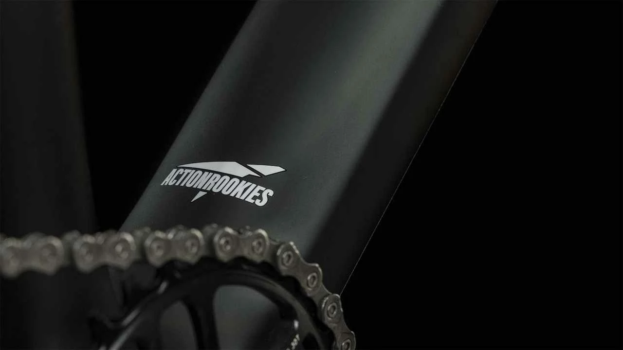 Cube Elite 240 C:62 Pro Carbon N Blue N Red Kinderrad 24 Zoll 8 Cube Elite 240 C:62 Pro Carbon N Blue N Red Kinderrad 24 Zoll – Bild 6