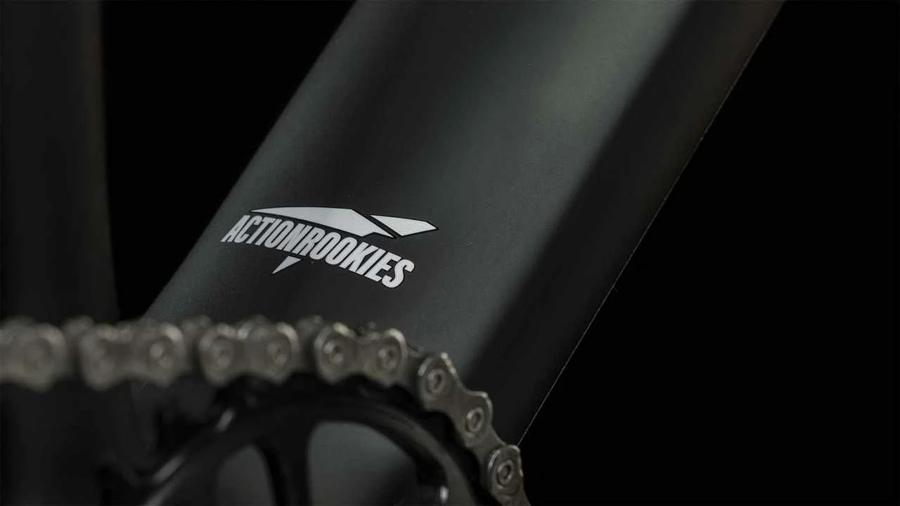 Cube Elite 240 C:62 Pro Carbon N Blue N Red Kinderrad 24 Zoll 9 Cube Elite 240 C:62 Pro Carbon N Blue N Red Kinderrad 24 Zoll – Bild 7