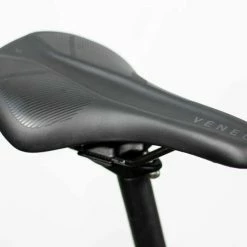 Cube Axial WS Race Metalblack N Rainbow Aluminium Rennrad Damen -Mountainbikes Verkaufsladen 629300 Cube Axial WS Race metalblack n rainbow 2023 03 1280x1280