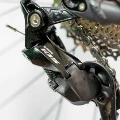 Cube Axial WS Race Metalblack N Rainbow Aluminium Rennrad Damen -Mountainbikes Verkaufsladen 629300 Cube Axial WS Race metalblack n rainbow 2023 09 1280x1280