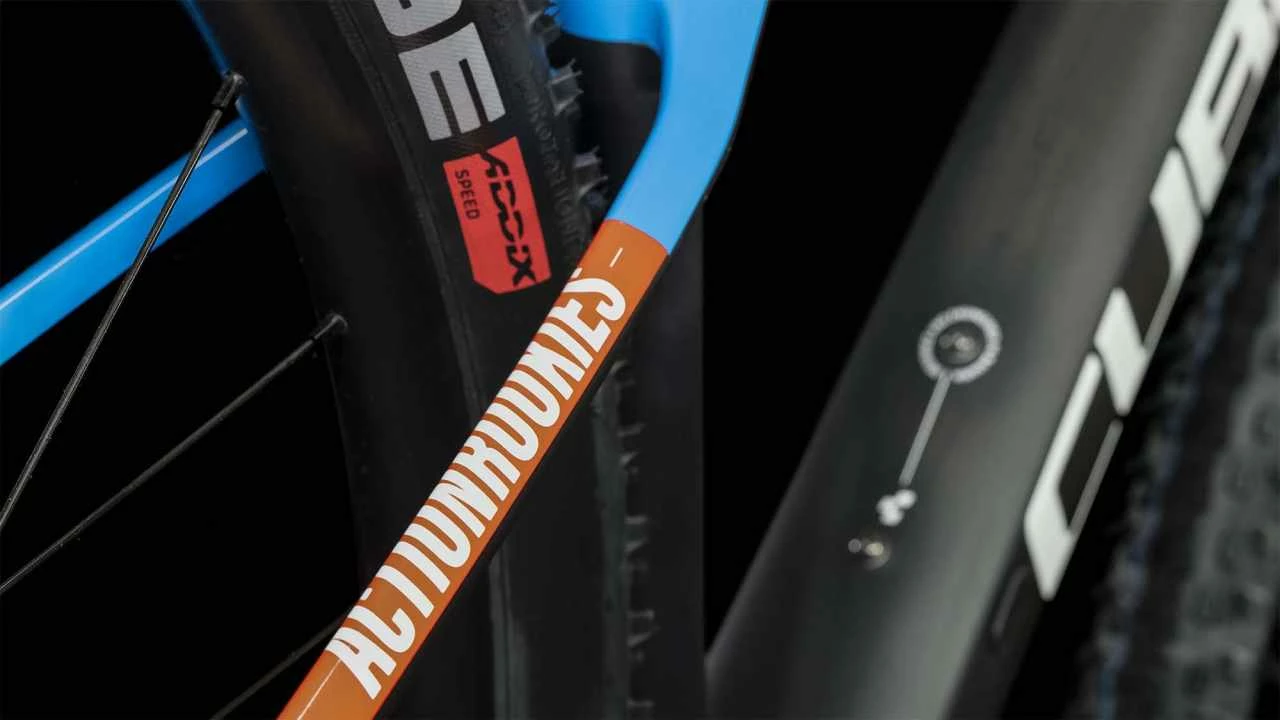 Cube Elite C:62 SLX Rookie Carbon N Blue N Red Jugendfahrrad 5 Cube Elite C:62 SLX Rookie Carbon N Blue N Red Jugendfahrrad – Bild 3