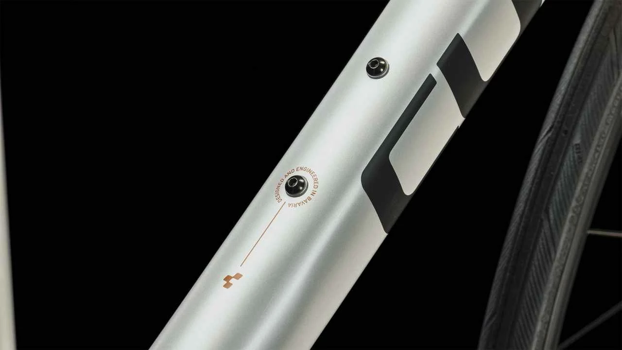 Cube Attain Pro Silver N Orange Aluminium Rennrad Herren 5 Cube Attain Pro Silver N Orange Aluminium Rennrad Herren – Bild 3