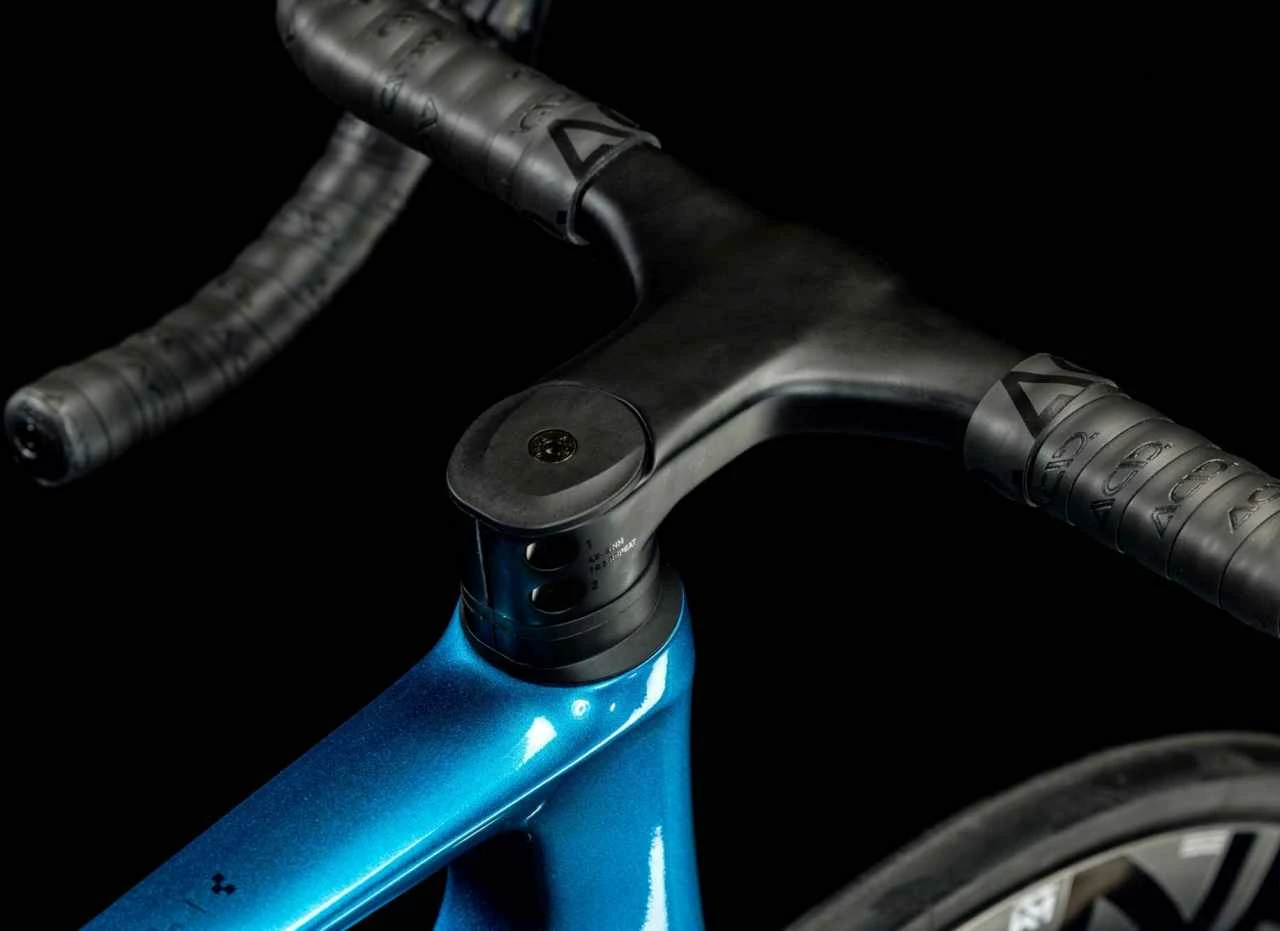 Cube Litening AIR C:68X SLX Electricblue N Blue Carbon Rennrad Herren 6 Cube Litening AIR C:68X SLX Electricblue N Blue Carbon Rennrad Herren – Bild 4